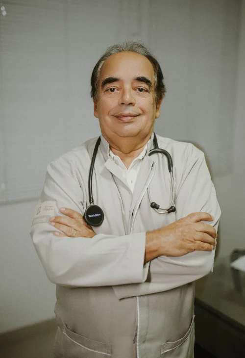 Dr. Valmir Macario, otorrinolaringologista e fundador da Neotorrino